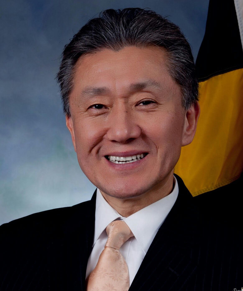 Jimmy Rhee headshot