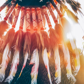 Image of a traditional native headdress 